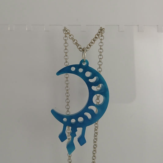 Cresent Moon Necklace 1